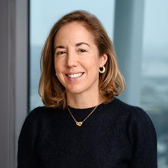 Headshot of Alexandra Paton